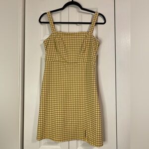 I bought this dress but unfortunately I prefer longer dresses.